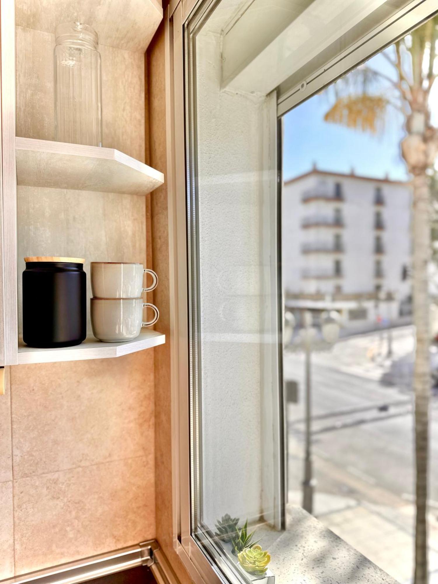 Apartamentos J&K Торремолинос Экстерьер фото